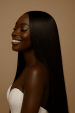 Neema™ – Noir Absolu Élégant – Longue Lisse Couture – Sublime les visages très fins – Cheveux naturels indiens