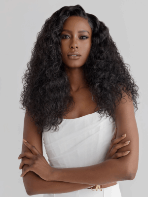 IMANY — Ondulations Profondes™ – Longue 22″ – Lace Front 4×4 HD – Cheveux Indiens Vierges Premium – Système Sans Colle